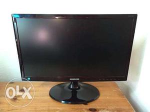 Samsung Monitors S19B150B - 18.5" LED Monitor  x 768