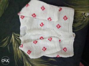 Warm hand knitted sweater for 6 months qith 3