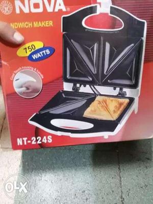 White Nova Sandwich Maker NT-224S with Box