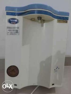 Aqua Gaurd water purifier in good condition