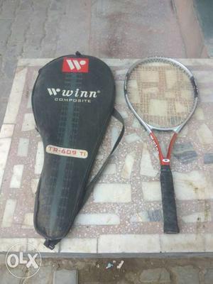 Gray And Black Winn Tennis Racket With Case