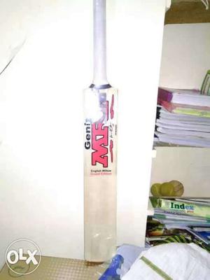 Mrf Grand editon new bat still not used u can