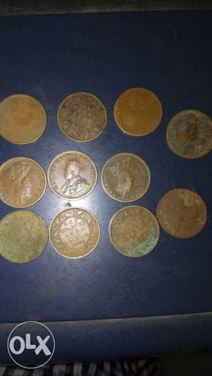 Round Gold-colored Coin Lot