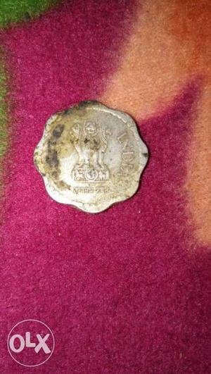 Scalloped Edge Indian Paise Coin