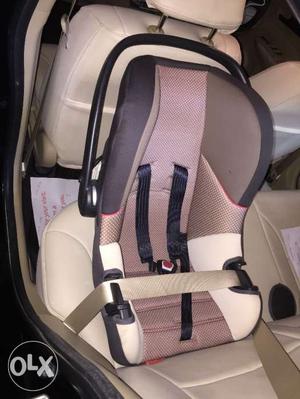 Fisher Price Infant car seat in great condition