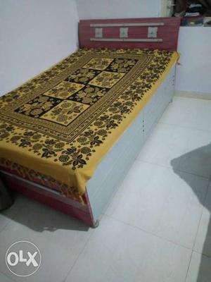 Full Size White And Pink Wooden Bed