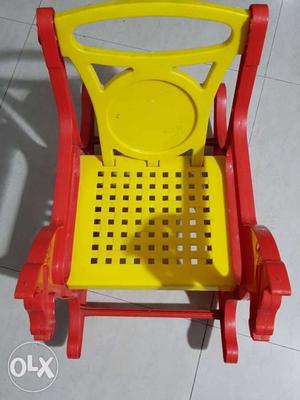 Kids rocking chair for up to 5 years.