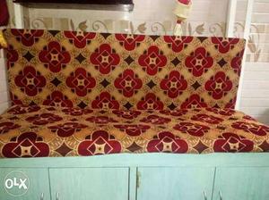 Red And Brown Floral Futon
