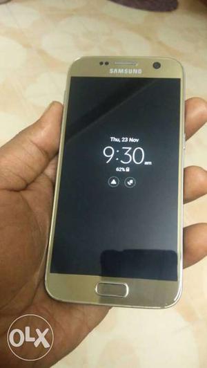 S7 gold clean in condition