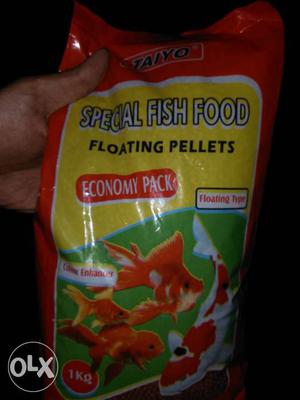 Taiyo Special Fish Food Floating Pellets Economy Pack