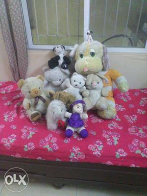 10 soft toys...used fr short time