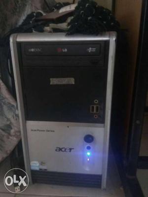 ACES dextop price is  hdd 2 gb ram