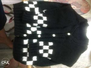 Black And White Knitted Vest
