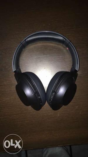 Mdr 100adn with noise cancellation.1 month old