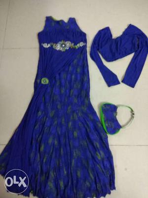 Party gown for girls 6- 8 yrs (worn just 2
