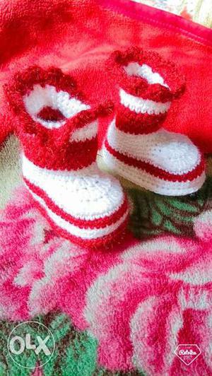 Toddler's Pair Of Red-and-white Knitted Boots