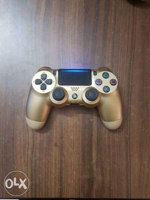 Unused GOLD PS4 (Version 2) Controller LIMITED EDITION.