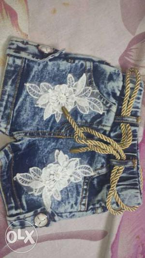 Very very new Beautiful shorts 1-2yrs old not wore once