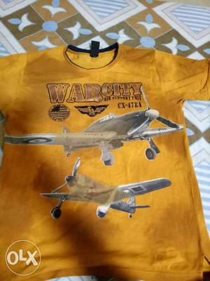 Yellow And Gray War City Crew-neck T-shirt