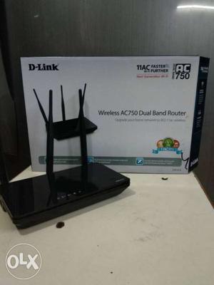 Black D-Link Wireless AC750 Dual Band Router With Box