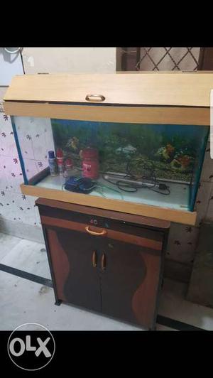 Fish aquarium size 2.5 feet in good condition