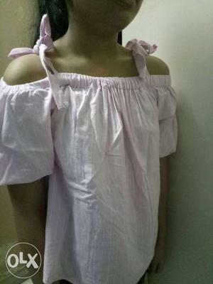 Girl's Pink Open-shoulder Top Medium size top