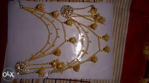 Gold-colored Multi-chain Necklace