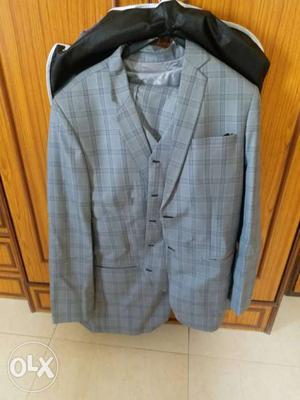 Gray Plaid Notch Lapel Suit Jacket
