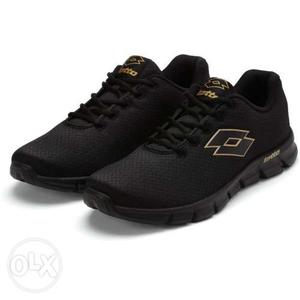 Pair Black Lotto Running Shoes