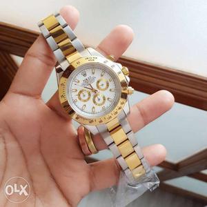 Round Gold- And Silver-color Chronograph Watch With Link