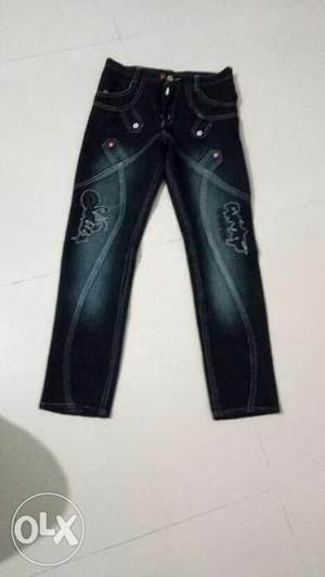 Size 28 Good condition