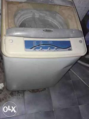 Whirlpool washing machine (top-load) fully automatic..