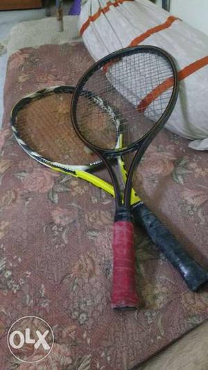 1 pair of tennis racquet in excellent condition