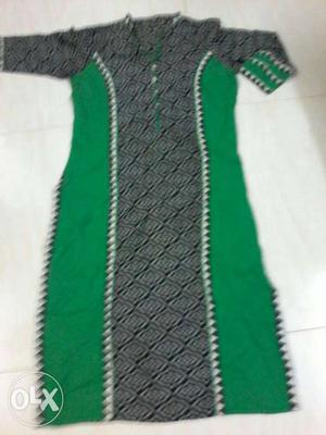 4 kurtas in impeccable condition size large 38