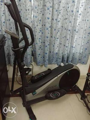 Brand New French Cross Trainer.
