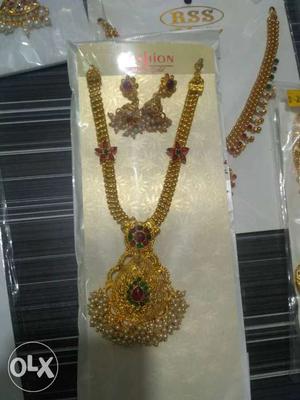 Gold plated necklace set new