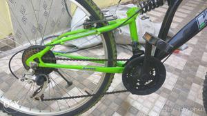 Green And Black Full-suspension MTB Hero Kross k40