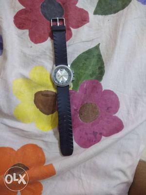 Its a original fastrack watch can nego a bit