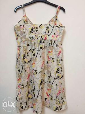 Knee length floral dress, Fabric: Cotton, Size: L PRICE IS