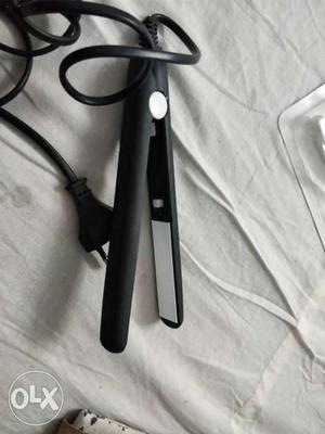 Mini hair straightener only for 500₹