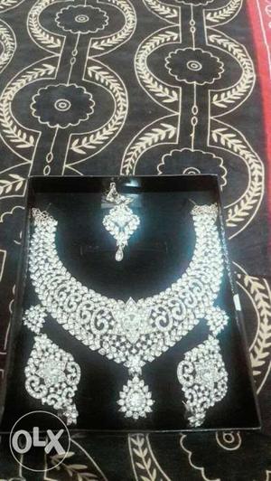 Silver Encrusted Diamond Jewelry Set