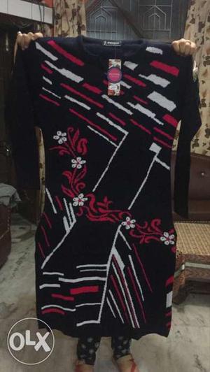 Women's Black, Red, And White Long-sleeve Dress