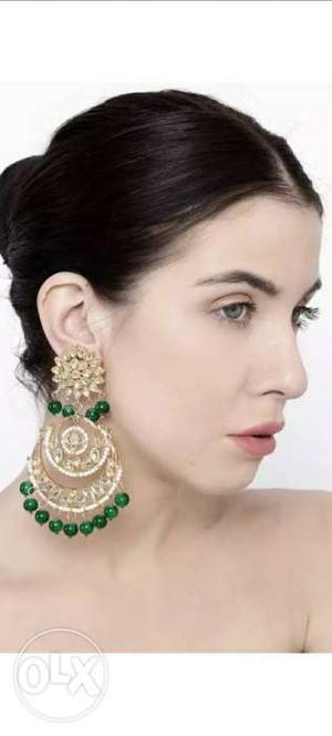 Women's Green And Gold-colored Beaded Earring