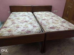 2 Single Bed With Mattresses