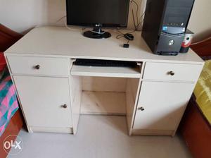 4.3" table with 2 drawers and two cupboards used