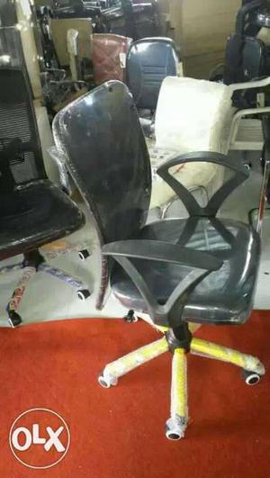 40 office chairs or revolving chairs brand new packed piece