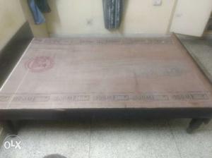 6month old bed in good condition.. dimension 6X4