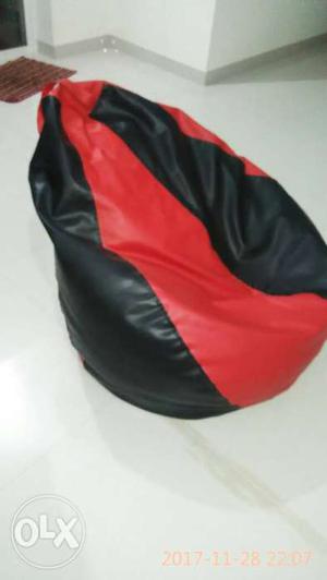 Beautiful Bean Bag available for sale (black+red)