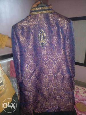 I want to sell my shirvani M size. Only once used