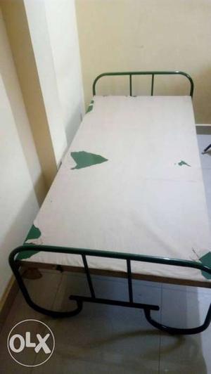 Kurl on bed and iron cot with reasonable price